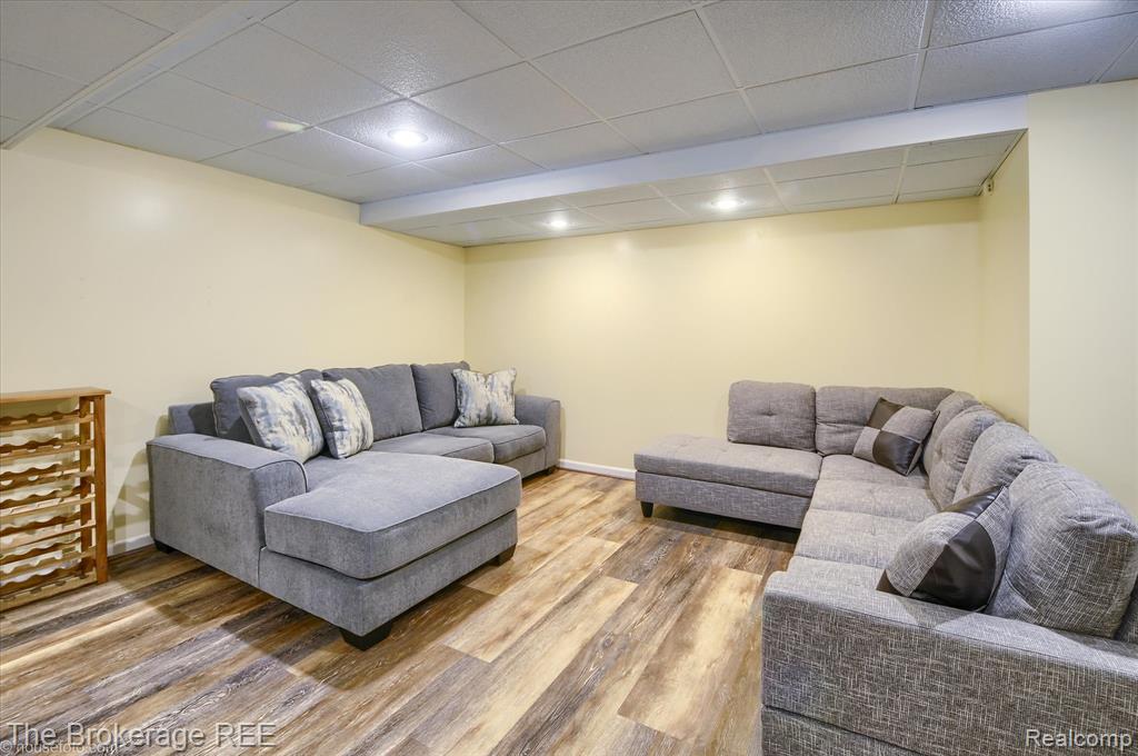 4449 Brighton Drive, Grand Blanc, MI 48439 — Photo 56
