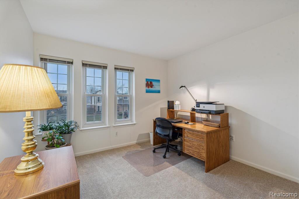 45303 CLAYMORE Drive, Canton, MI 48187 — Photo 39