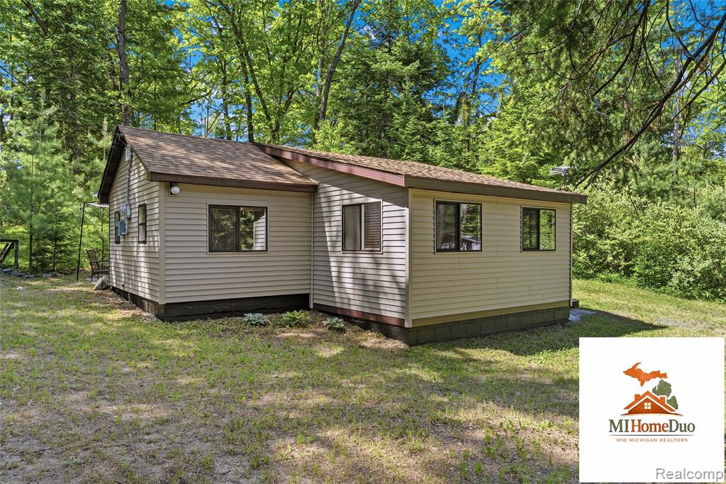 6960 Rumsay Street, Harrison, MI 48625 — Photo 6