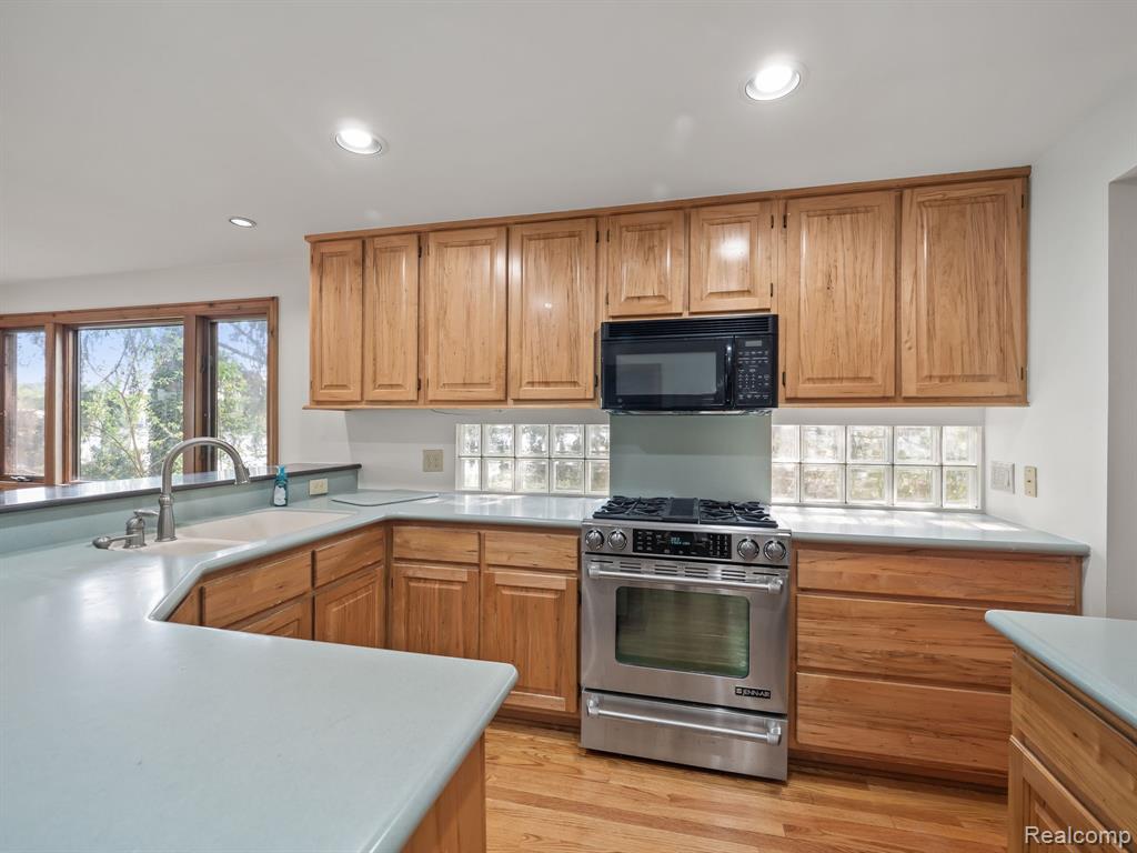 7028 Terrell Street, Waterford, MI — Photo 22