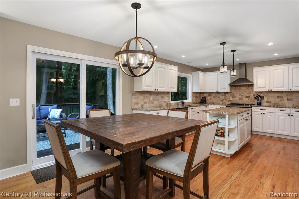 9884 Forest Ridge Drive, Clarkston, MI 48348 — Photo 7