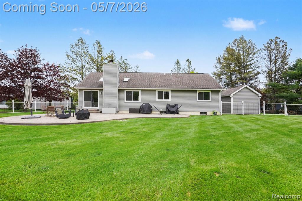 2321 Foxmore Circle, Highland, MI 48356 — Photo 2