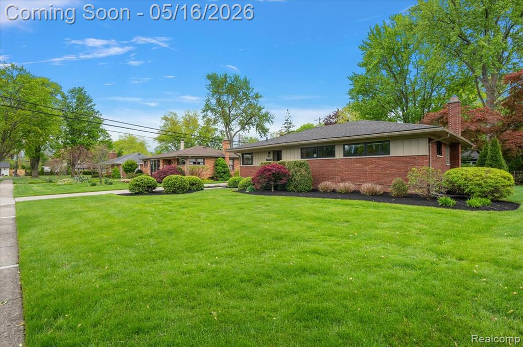 16933 Lauderdale Avenue, Beverly Hills, MI 48025 — Photo 52