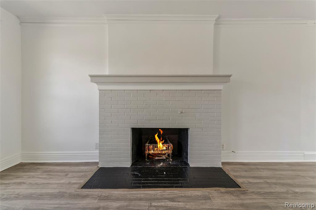 216 Holbrook Street, Detroit, MI 48202 — Photo 12