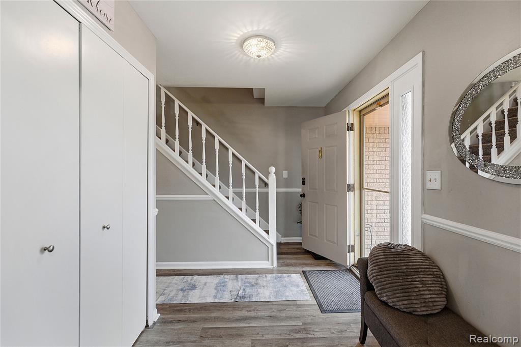 41383 Justin Drive, Clinton Twp, MI 48038 — Photo 4
