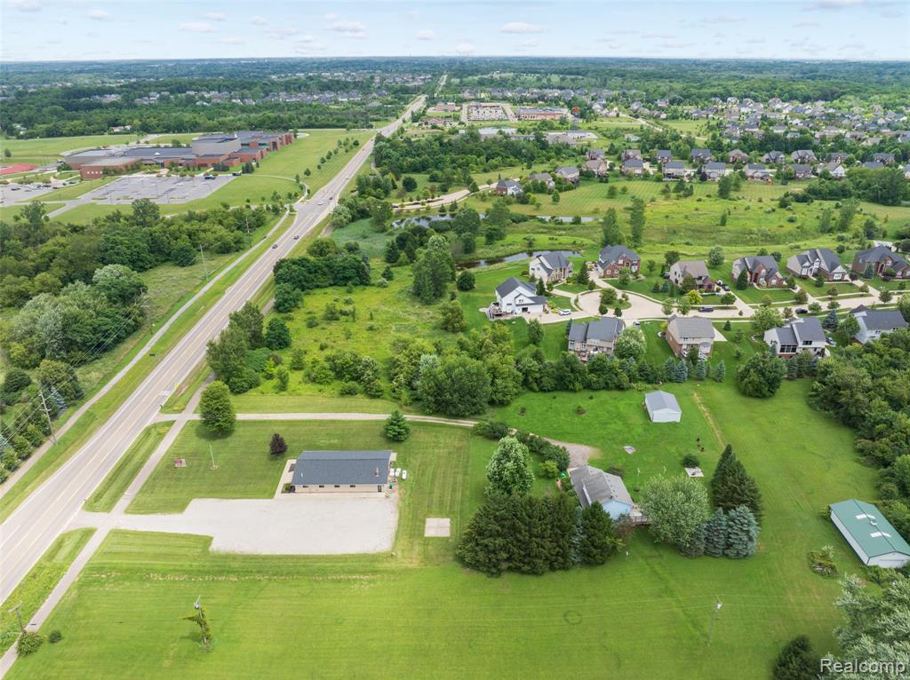 52909 10 Mile Road, South Lyon, MI 48178 — Photo 4