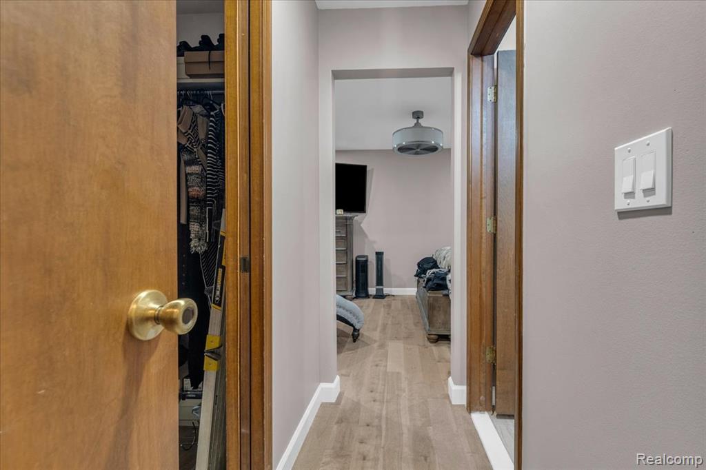 43939 Manitou Drive, Clinton Twp, MI 48038 — Photo 17