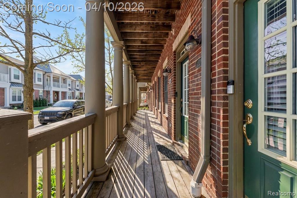 203 Jotham Avenue, Auburn Hills, MI 48326 — Photo 4