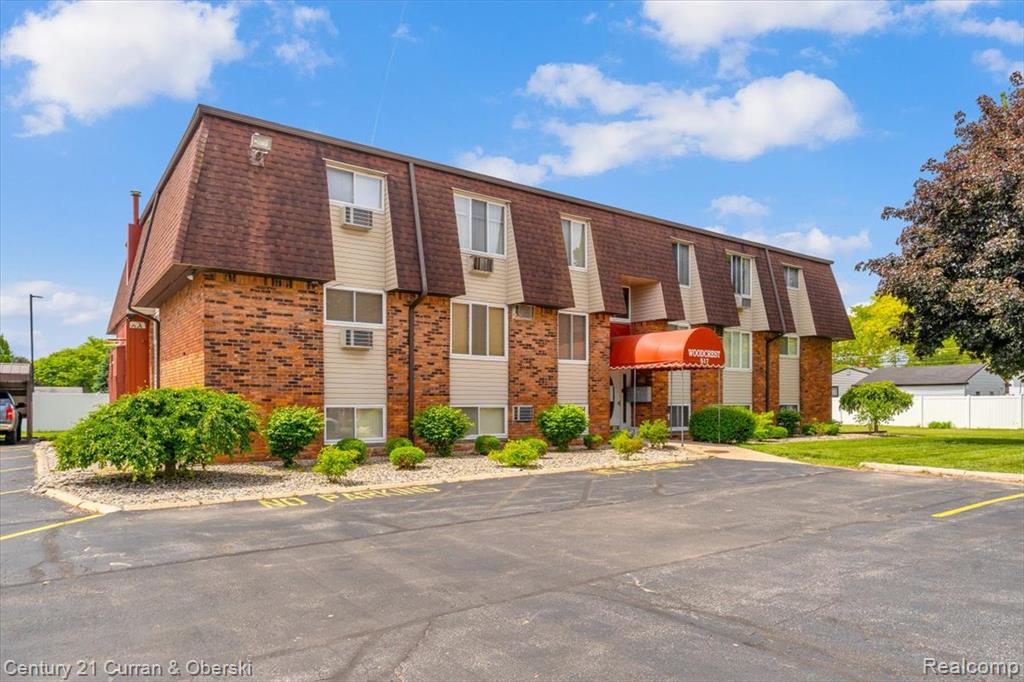 517 John Anderson Court, 71, Monroe, MI 48162 — Photo 2