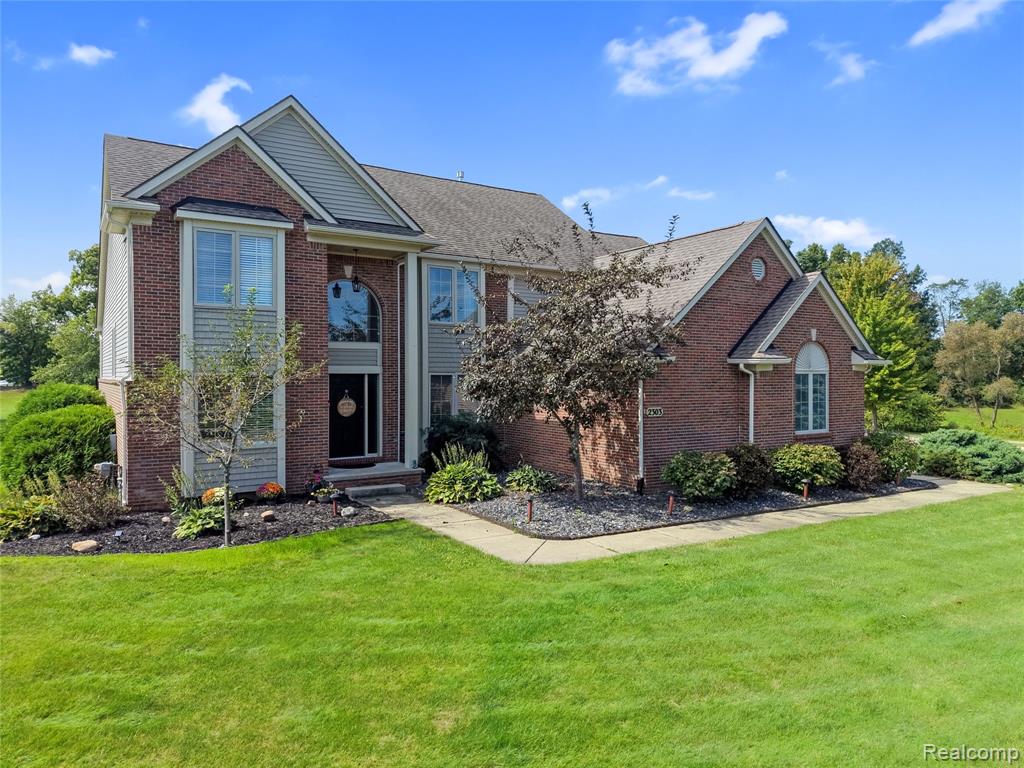 2303 Arciero Court, Howell, MI 48855