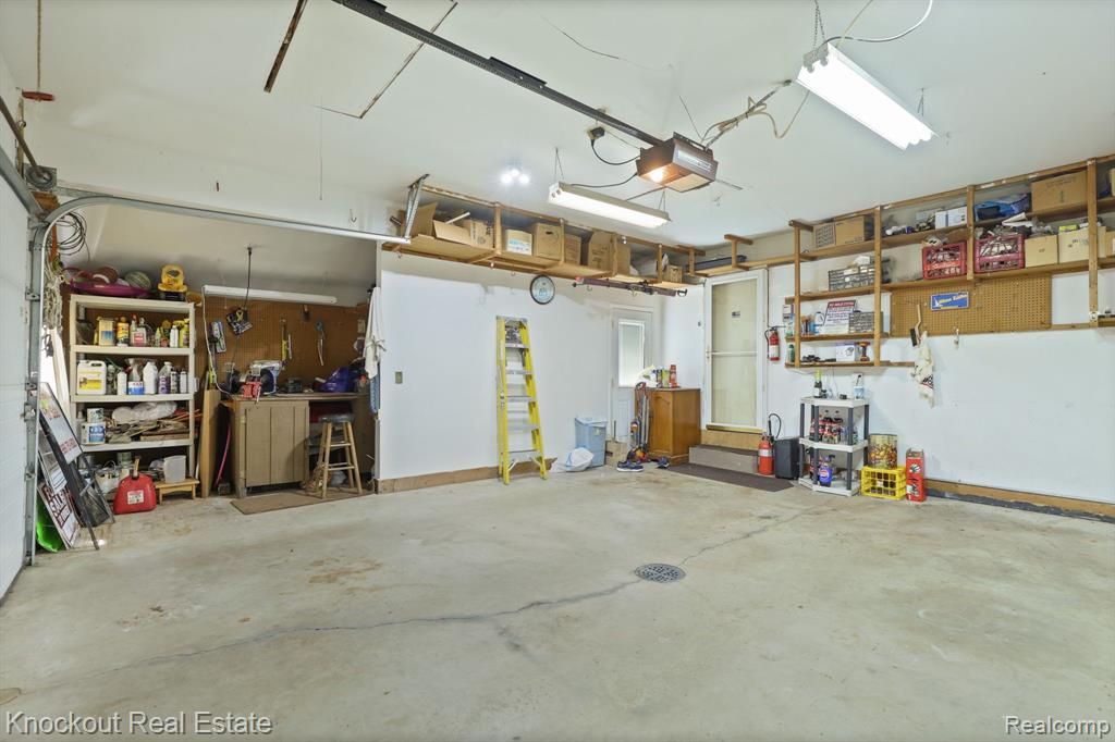 858 Zehnder Drive, Frankenmuth, MI 48734 — Photo 35