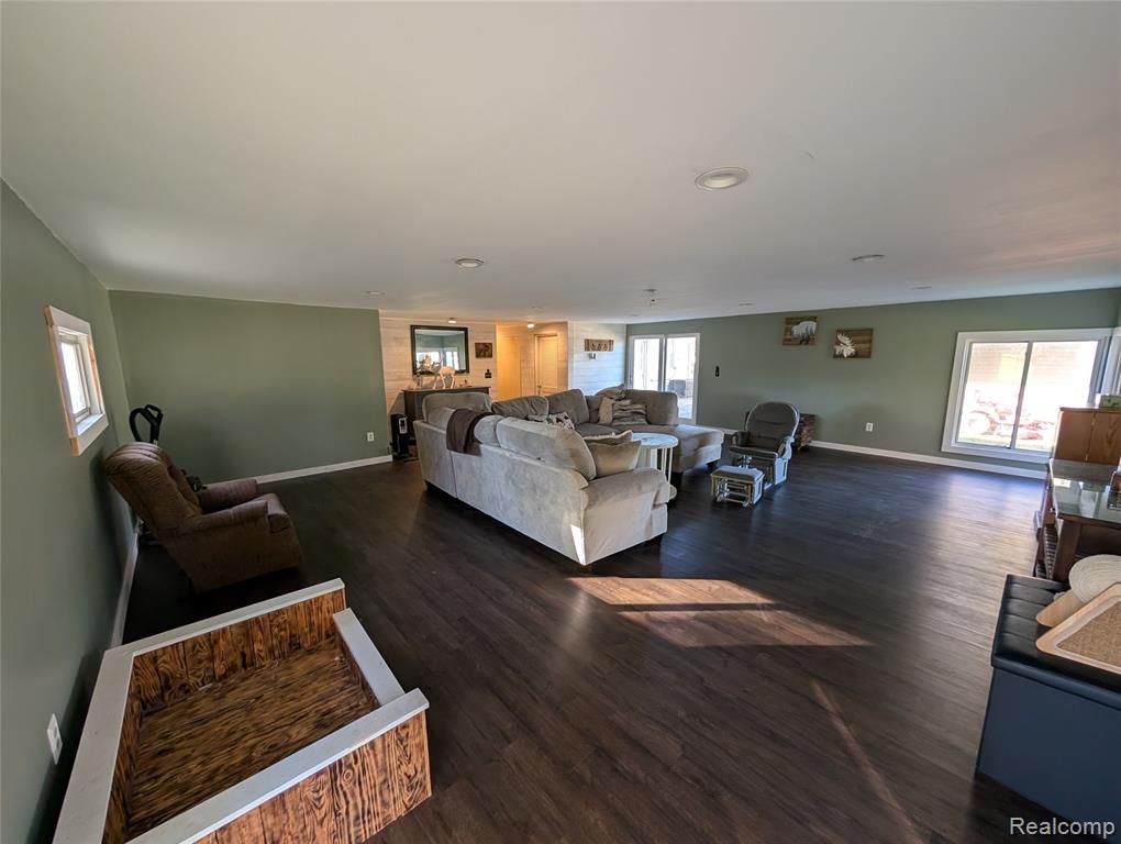 805 Oak Street, Lennon Vlg, MI 48449 — Photo 14