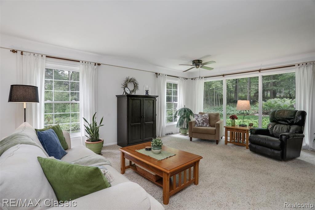45100 Thornapple Lane, Northville, MI 48168 — Photo 20