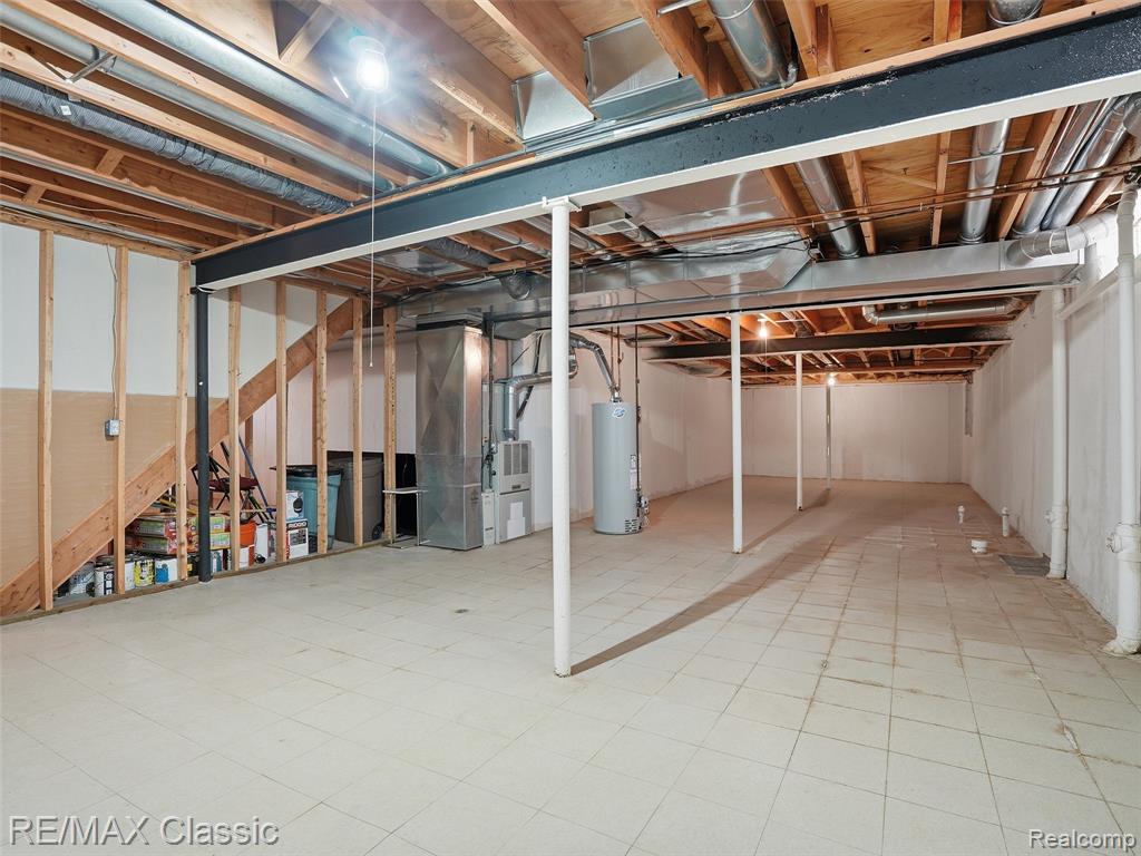32320 Lespedeza Avenue, Garden City, MI — Photo 32