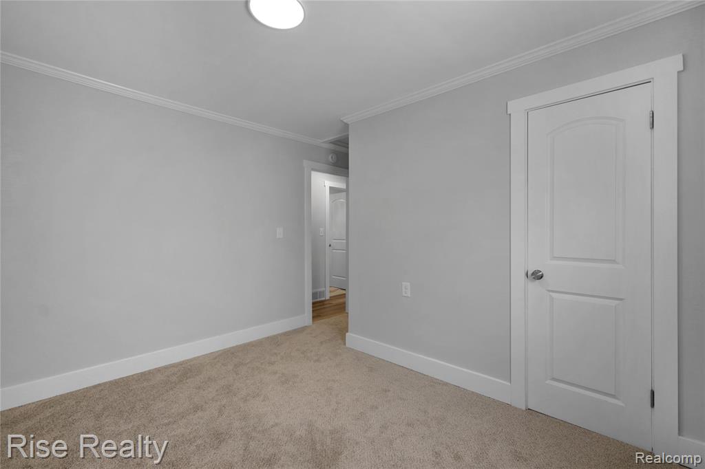 319 N Genesee Street, Montrose, MI 48457 — Photo 18