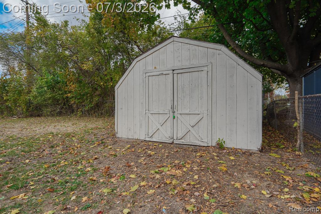 6578 Greene Haven Drive, Clarkston, MI 48348 — Photo 9
