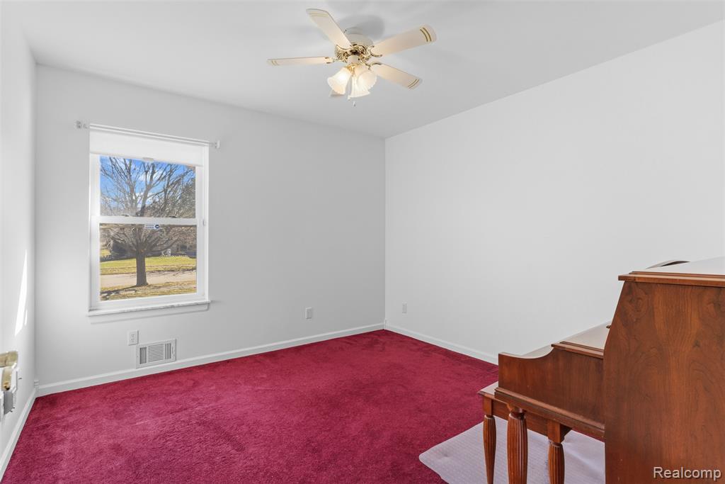 2363 Willowdale Drive, Burton, MI 48509 — Photo 19