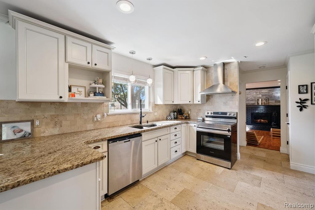 40166 Kristen Drive, Sterling Heights, MI 48310 — Photo 11