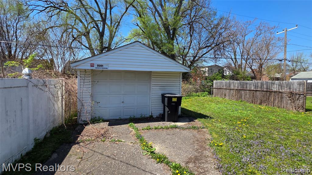 9591 Hubbell Street, Detroit, MI 48227 — Photo 2