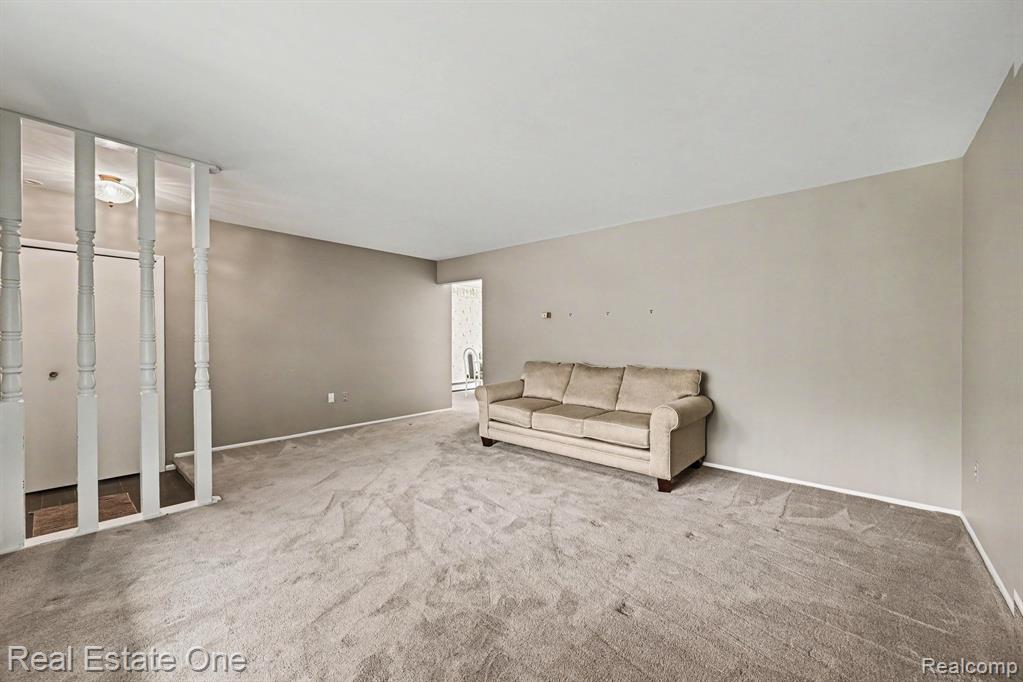 8780 Big Lake Road, Clarkston, MI — Photo 5