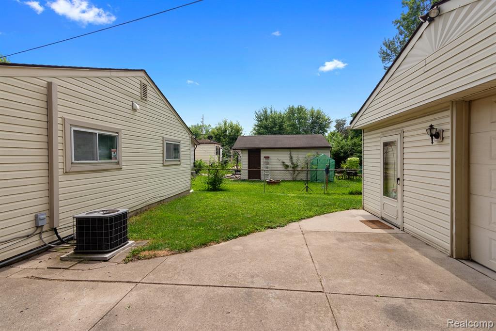6140 Harold Street, Taylor, MI 48180 — Photo 22