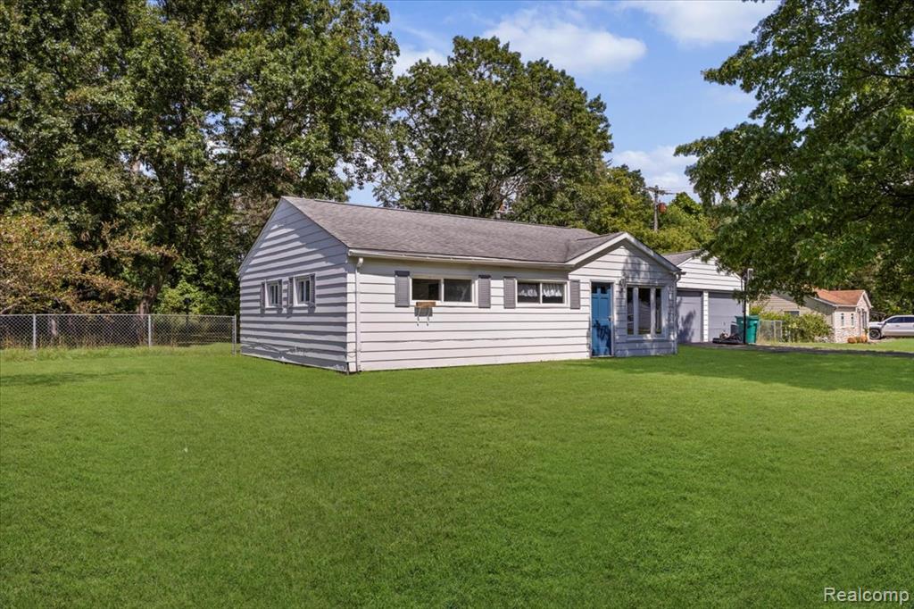 7096 Tappon Drive, Clarkston, MI — Photo 4