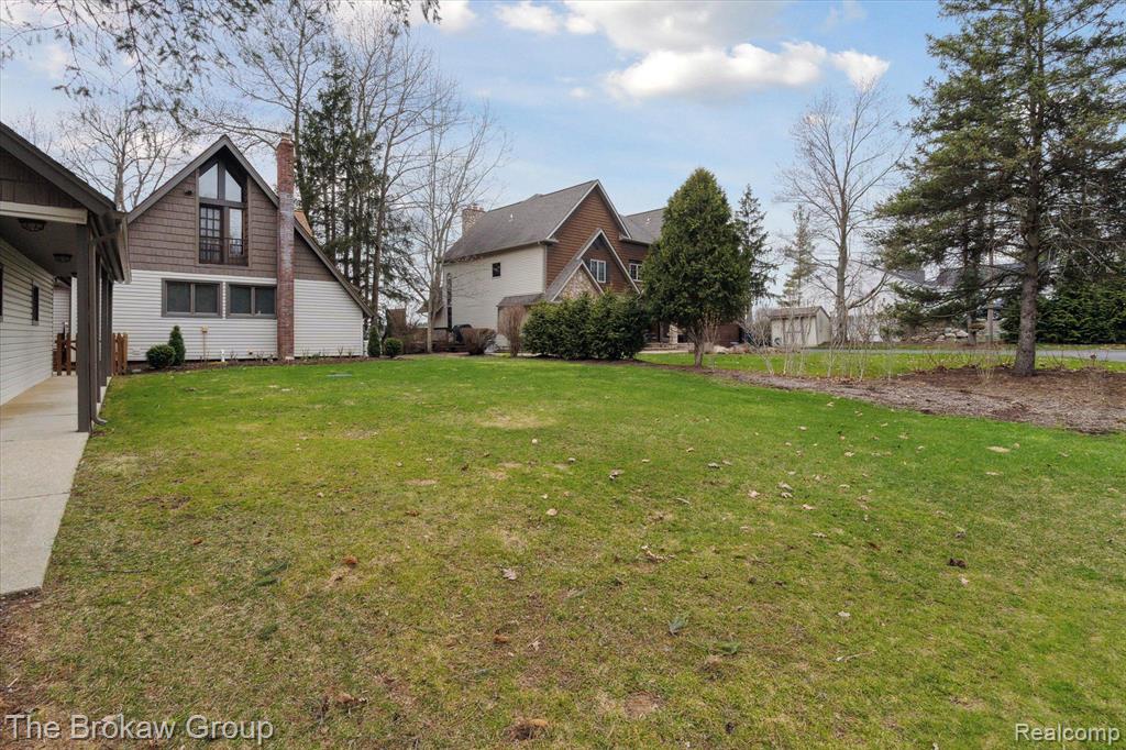 3032 WOODLAND Drive, Metamora, MI 48455 — Photo 12