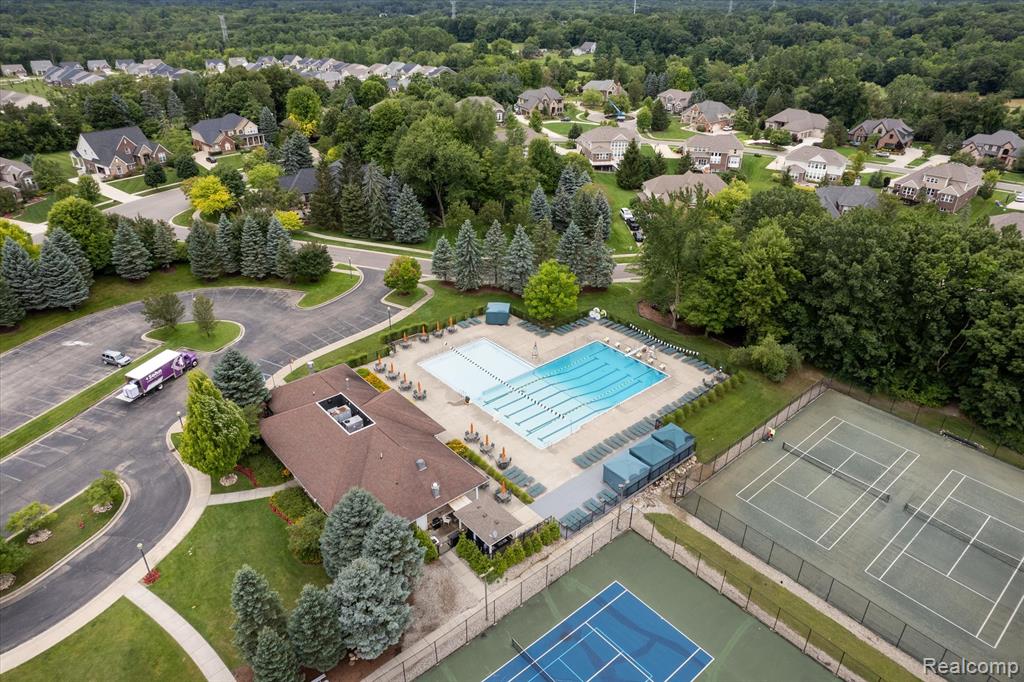 7247 Ardsley Lane, Clarkston, MI 48348 — Photo 72