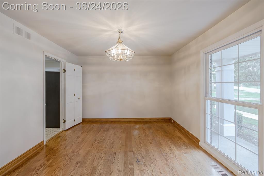 710 Basswood Drive, Rochester Hills, MI 48309 — Photo 7