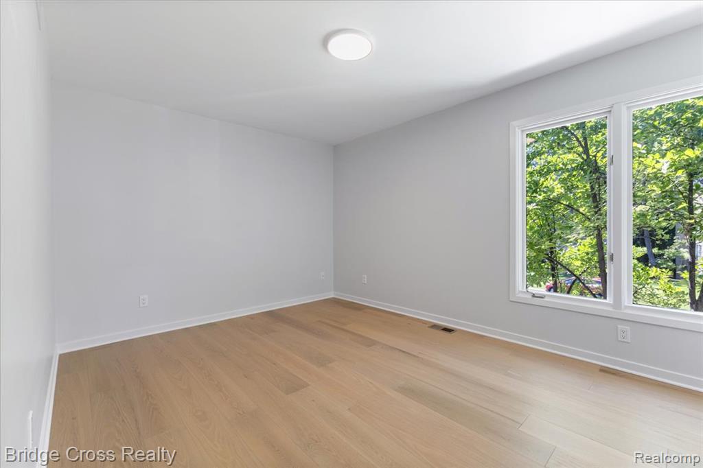 6258 Lindsay Court, West Bloomfield, MI 48324 — Photo 42