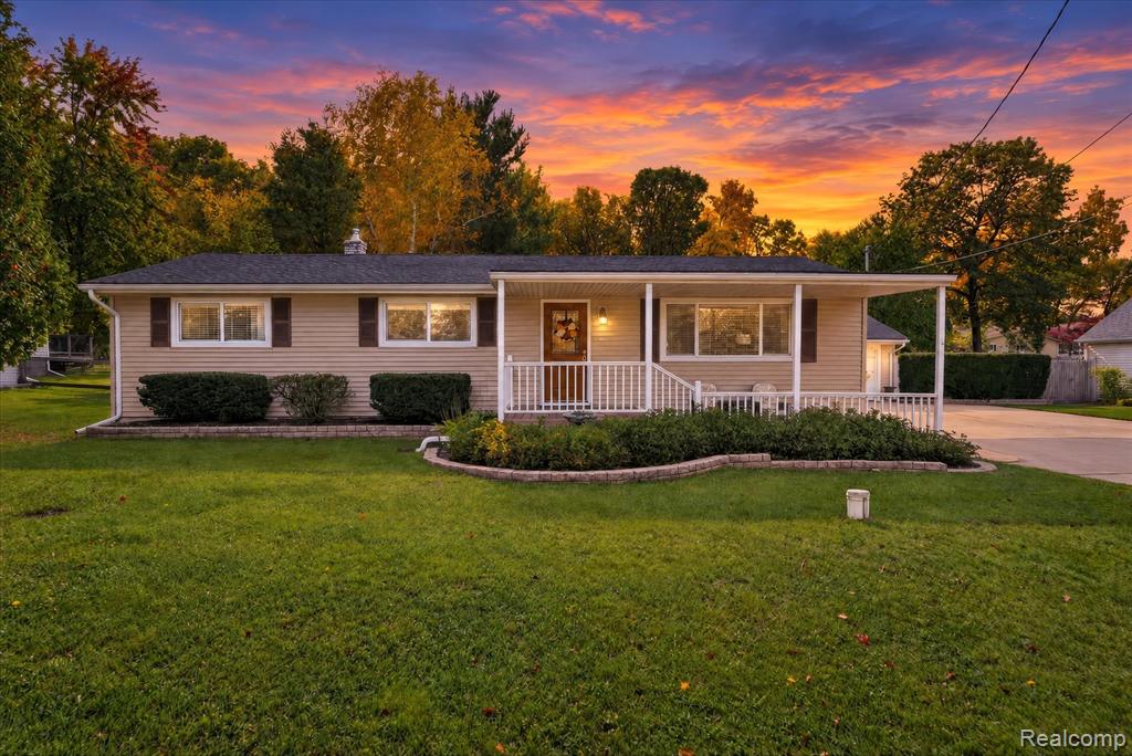5601 Delmas Road, Clarkston, MI 48348