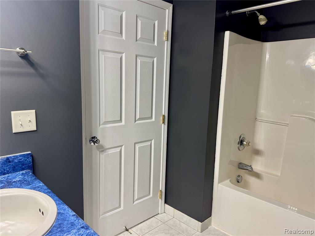10880 Pardee Road, Taylor, MI 48180 — Photo 16