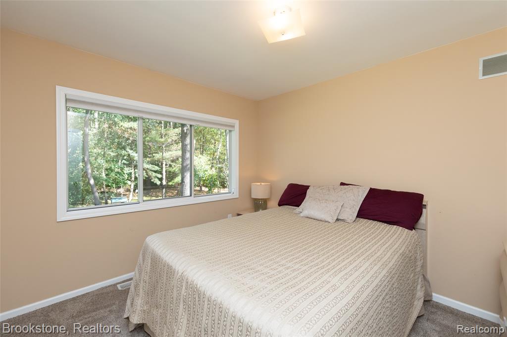 5944 WATERFORD HILL, Clarkston, MI — Photo 37