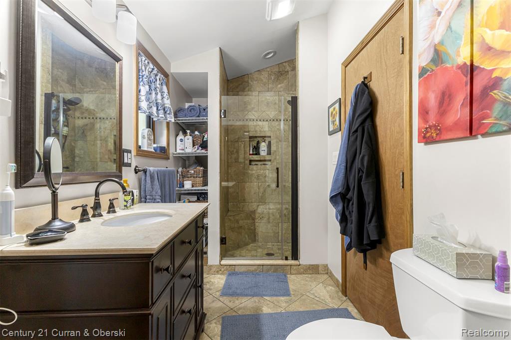 8751 Speedway Drive, Shelby Twp, MI 48317 — Photo 17