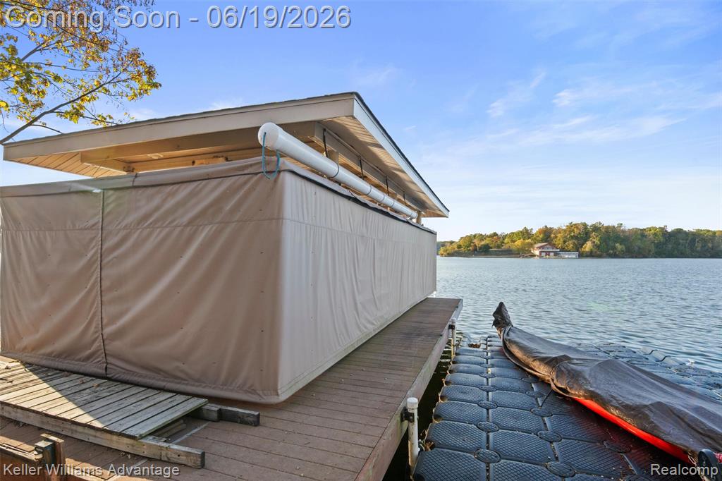 49354 Peninsular Drive, Belleville, MI 48111 — Photo 56