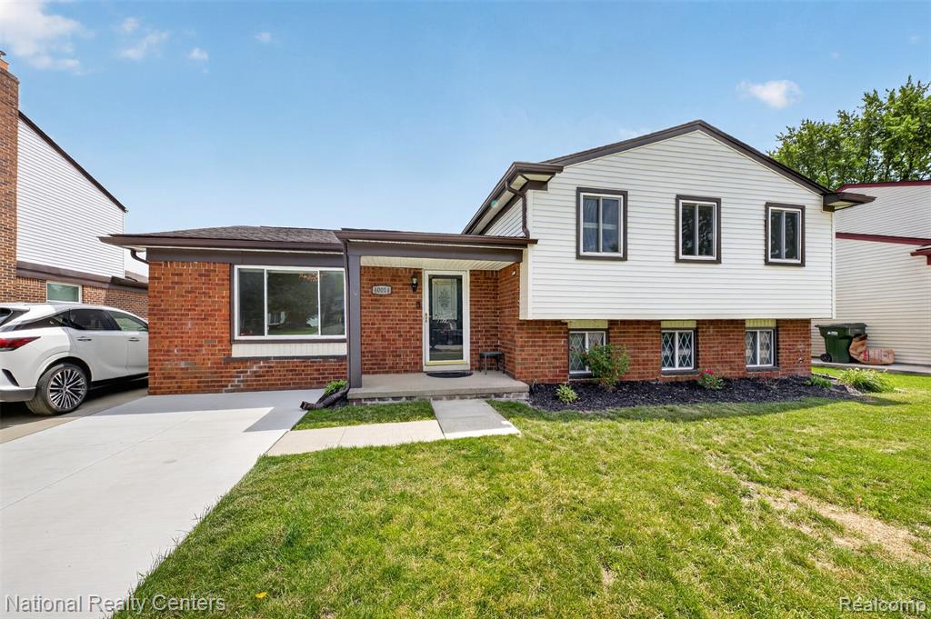 40014 Eagle Drive, Sterling Heights, MI 48310 — Photo 65