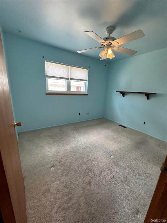 624 RIVERBANK Street, Lincoln Park, MI 48146 — Photo 21