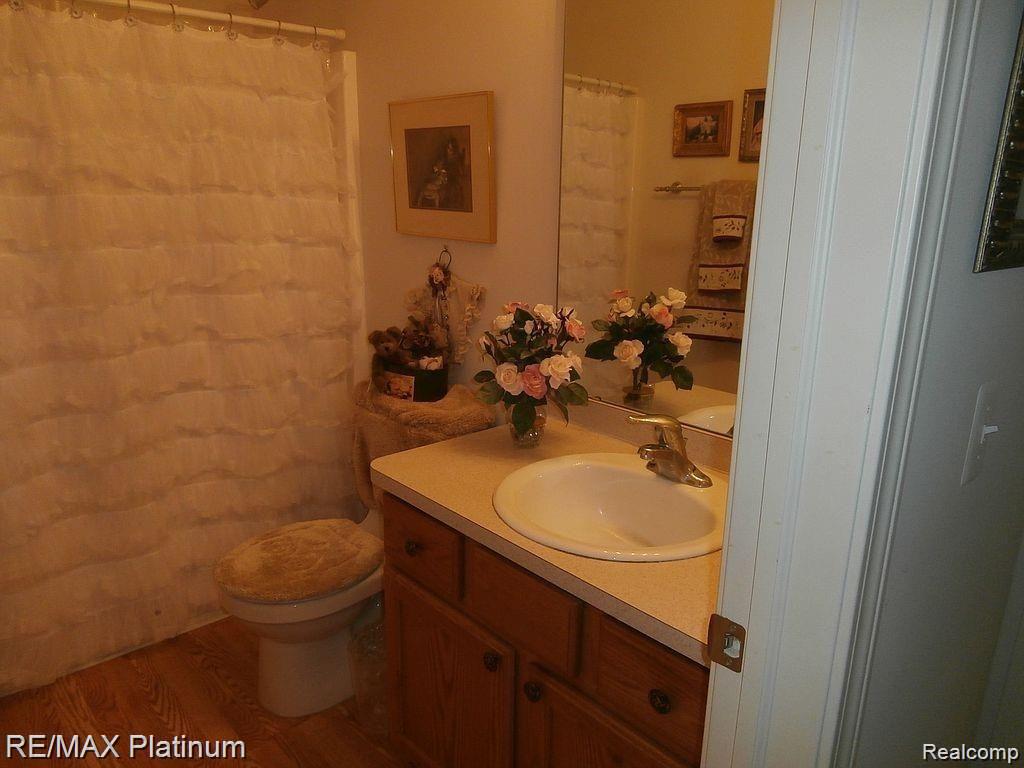707 Glenlivet Street, Howell, MI 48843 — Photo 18