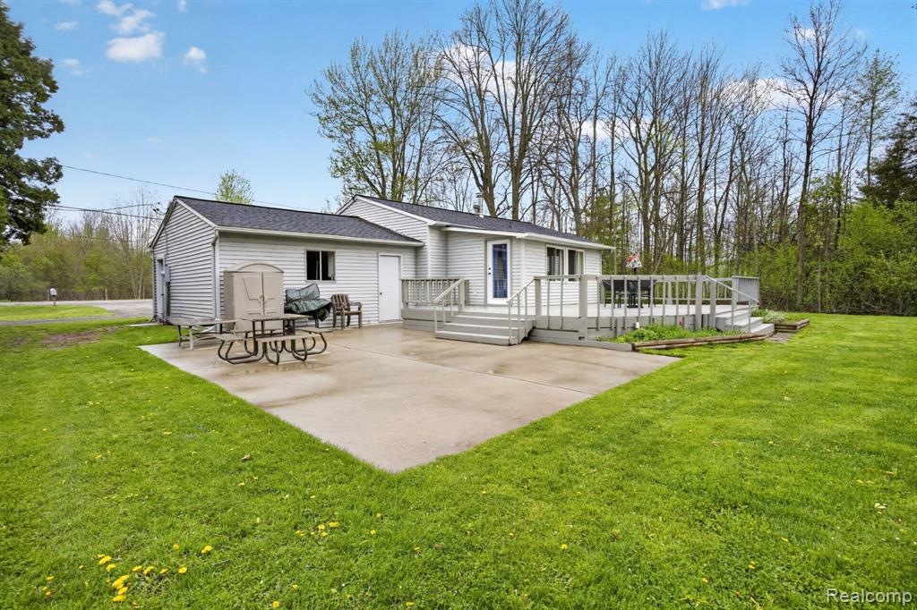 6401 N Webster Road, Mount Morris, MI 48458 — Photo 46