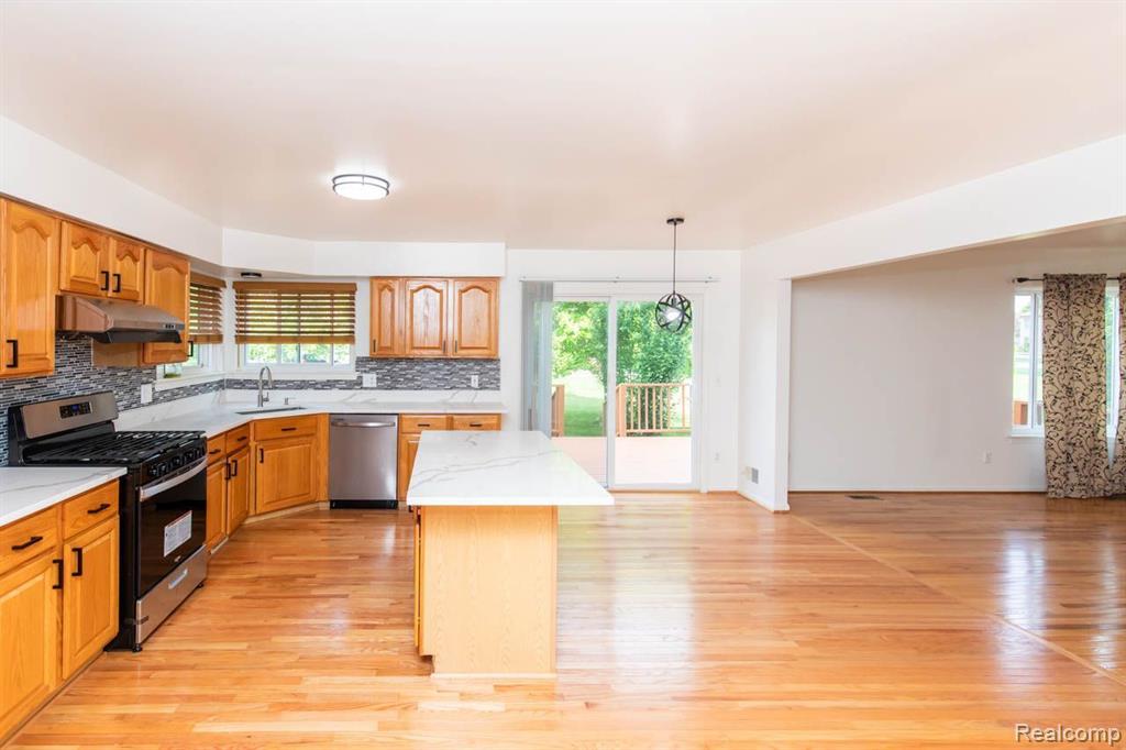 1454 AZIZ Drive, Canton, MI 48188 — Photo 19