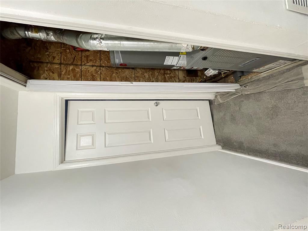 15757 Dacosta Street, Detroit, MI 48223 — Photo 5