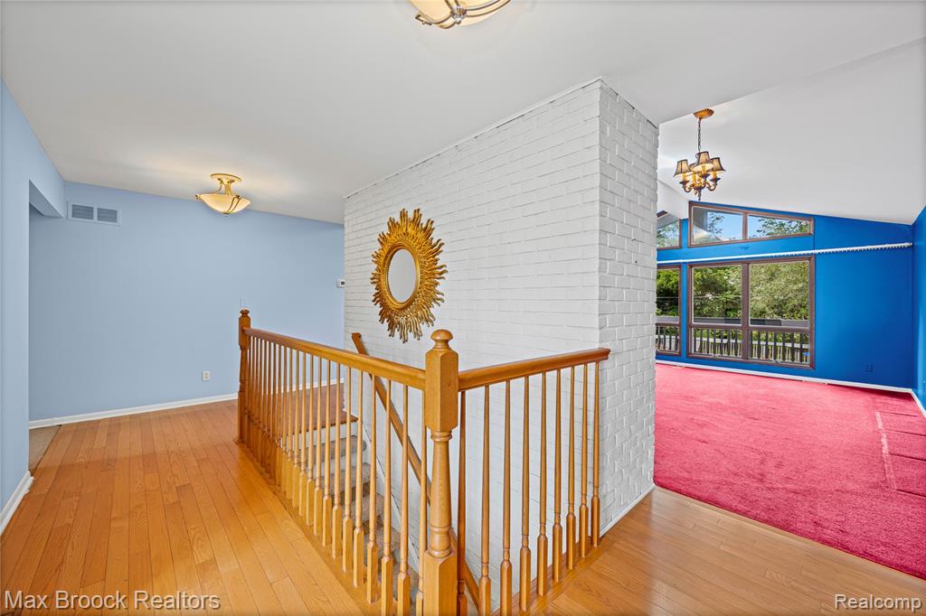 35550 Pleasant Valley Road, Farmington Hills, MI, 48331