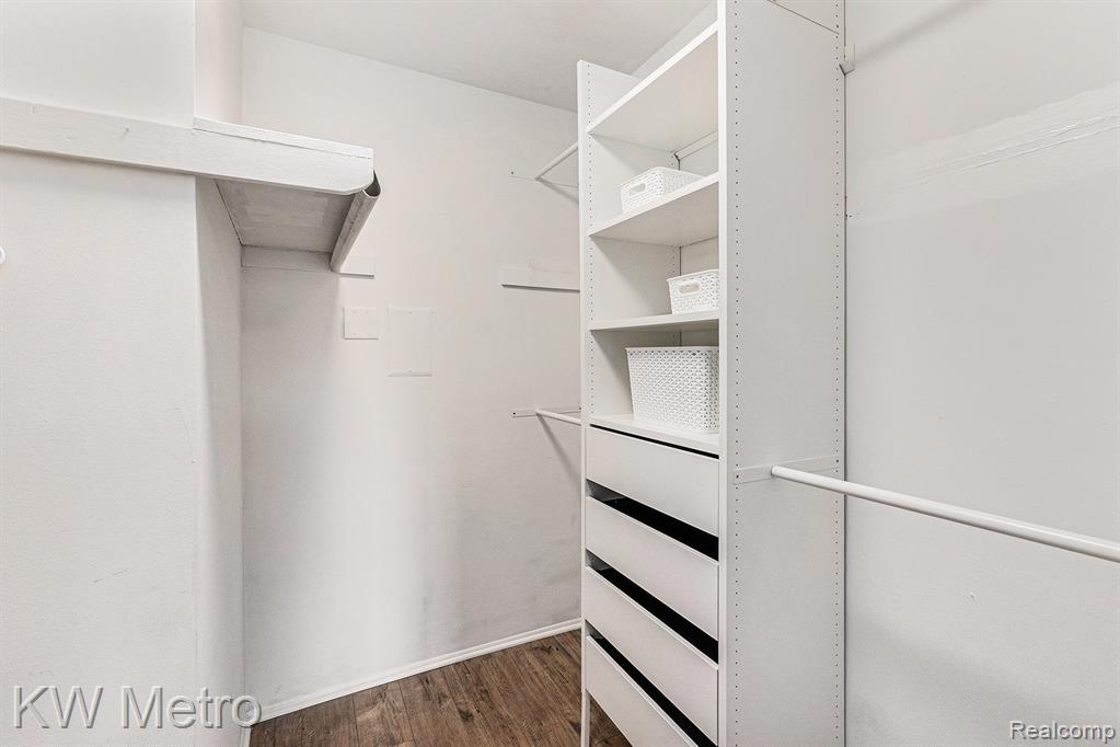 2400 Parmenter Boulevard, 207, Royal Oak, MI 48073 — Photo 15