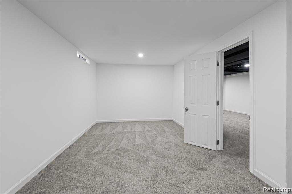 22644 Hill Street, Warren, MI 48091 — Photo 10