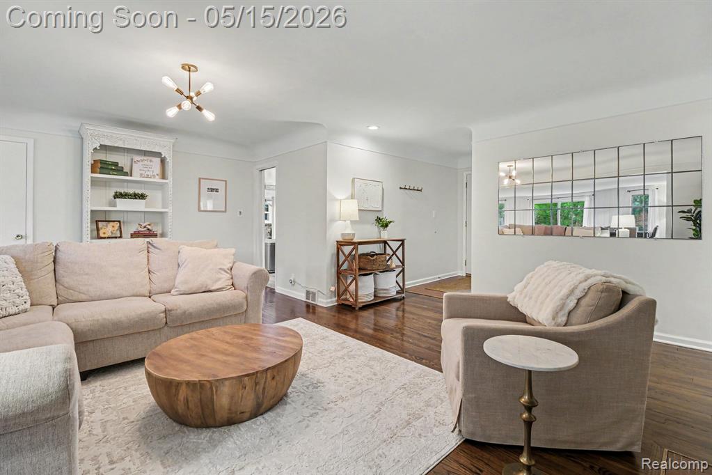 4402 Buckingham Road, Royal Oak, MI 48073 — Photo 6