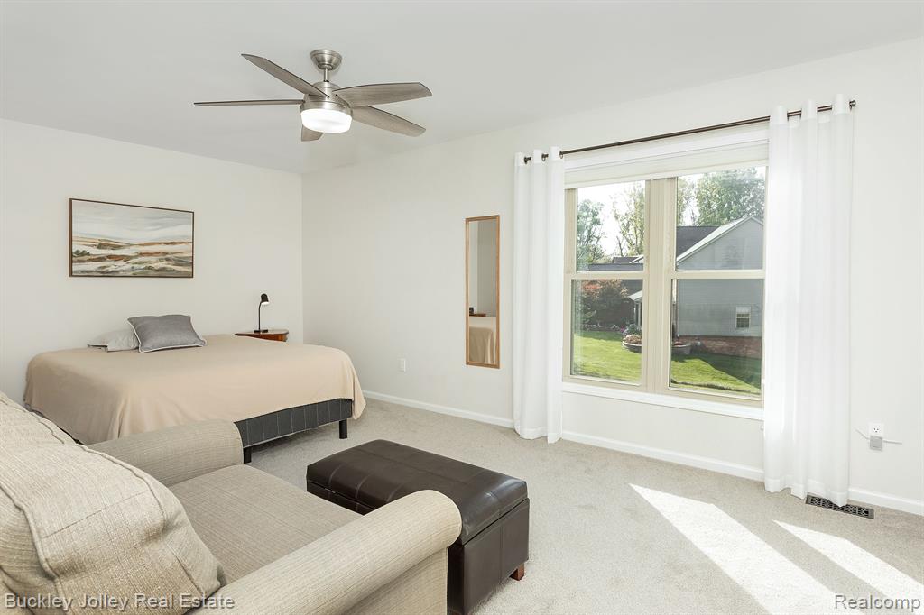 2038 CUMBERLAND Drive, Brighton, MI 48114 — Photo 18