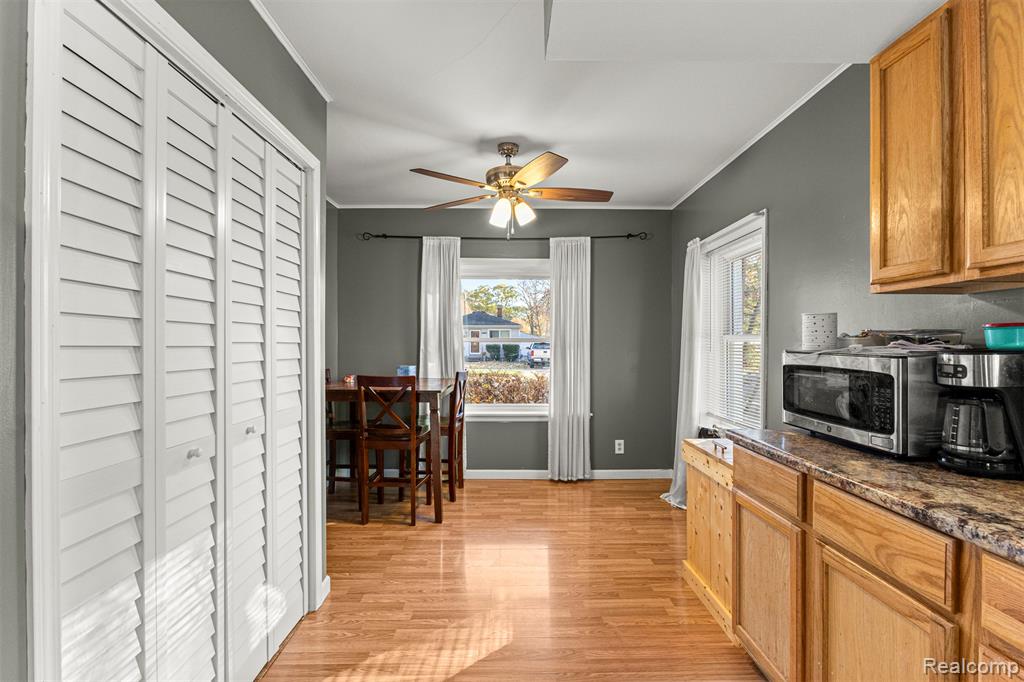 4494 Huron Street, Dearborn Heights, MI 48125 — Photo 10