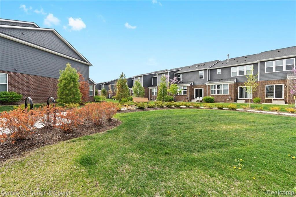 43393 CHANCELLOR Lane, Novi, MI — Photo 32