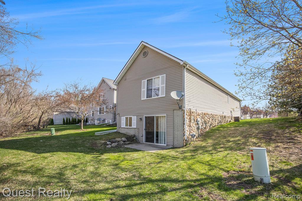 4655 CHRISTOPHER PINES Drive, Clarkston, MI — Photo 22