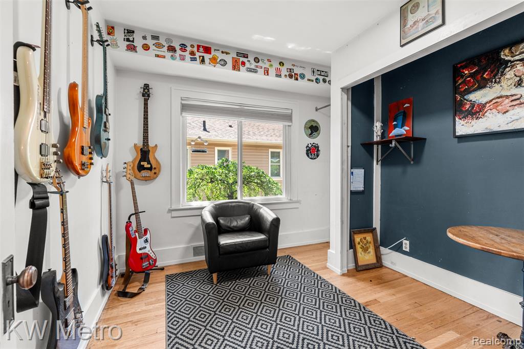 924 E 2nd Street, Royal Oak, MI 48067 — Photo 15